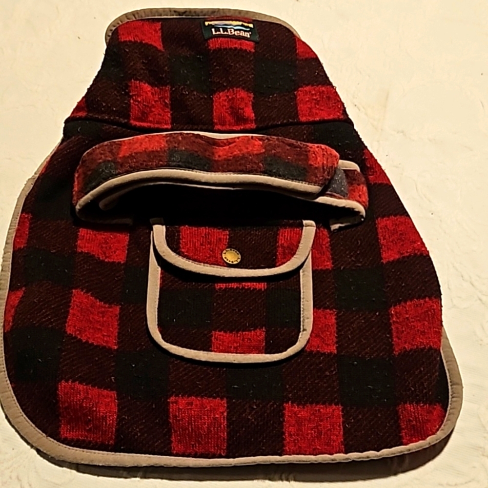 LL BEAN SWEATER FLEECE  FOR DOGS. BLACK AND RED CHECK SIZE MED